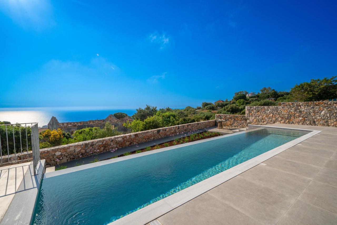 Summer Breeze Villa Tzamarelata Exterior foto