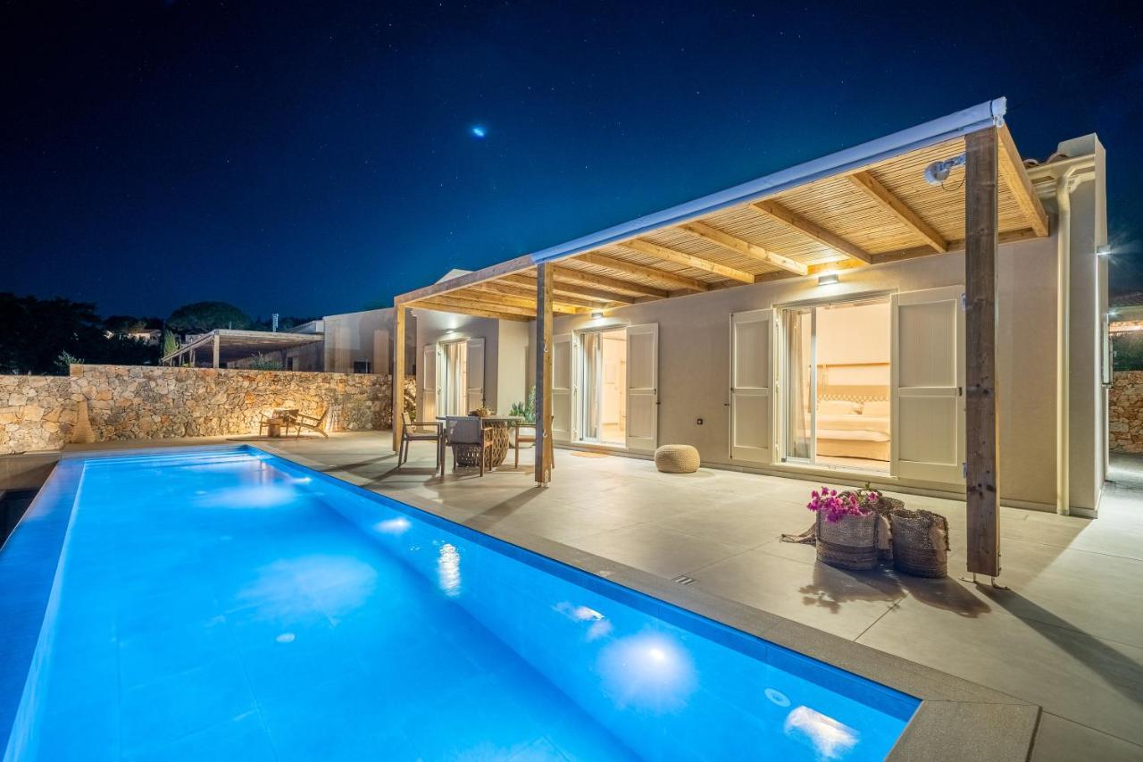 Summer Breeze Villa Tzamarelata Exterior foto